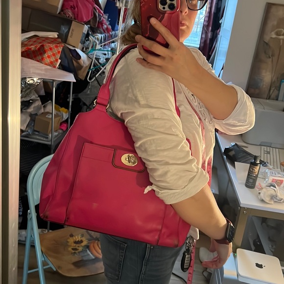 1 hour sale♠️💕 Kate Spade ♠️ large pink leather tote, UIGC - Picture 11 of 15